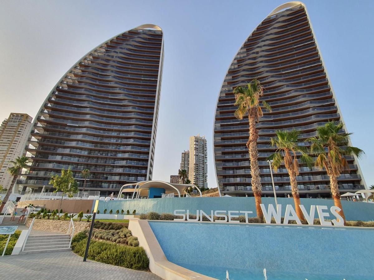 Апартаменты Sunset Waves Benidorm By Kalmarent Экстерьер фото